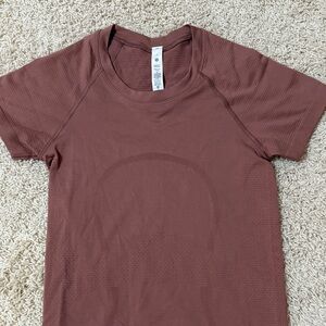 Lululemon Swiftly Tech Top Brand New